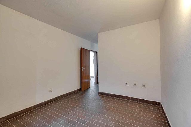 For sale house in Petrovac with a sea view — photo 29